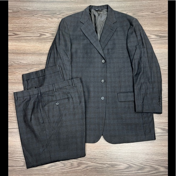 Southwick Grey w/ Gold Windowpane Plaid Suit 47L